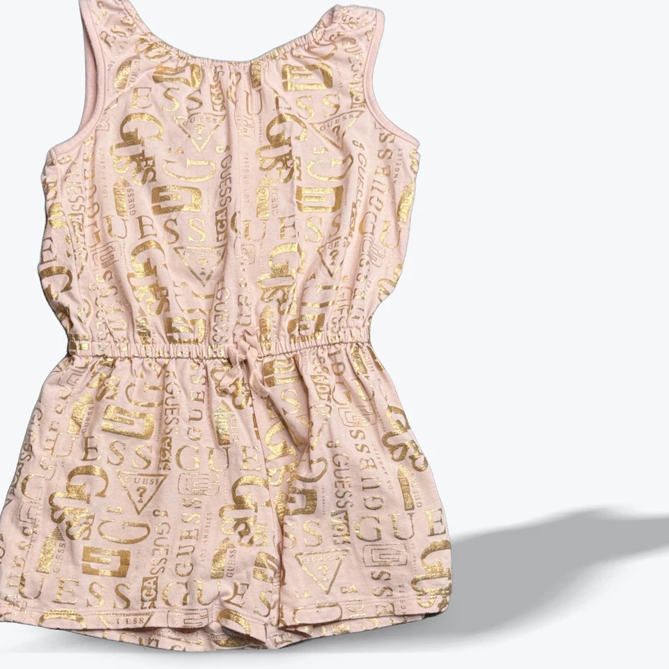 Mameluco rosa Guess Kids estampado de logotipo dorado sin mangas de una pieza talla 10 Foto 1 de 4