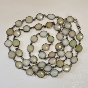 Collana vintage in argento sterling 925 e pietre di luna rotonde bianche con perline - Foto 1 di 6