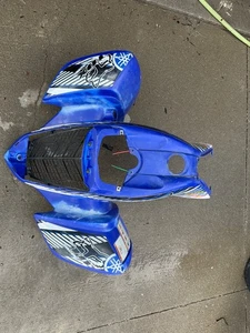 01-05 YAMAHA RAPTOR 660 OEM FRONT FENDER NOSE SHROUD PLASTIC BODY ✅FASTSHIP✅ DKL - Picture 1 of 14