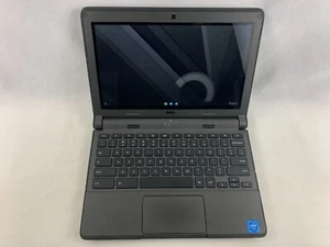 Dell Chromebook 11 P22T, 11.6" Screen,  Intel Celeron N2840 2.16GHz , 4GB RAM - Picture 1 of 14