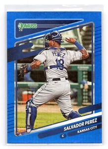2021 Donruss #145 Salvador Perez Holo Blue - Picture 1 of 2