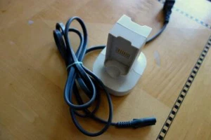 Original Microsoft Xbox 360 Schnelllade-Kit Akku Ladegerät DPSN-10EB mit Kabel Original-Zubehör-Hersteller - Bild 1 von 4
