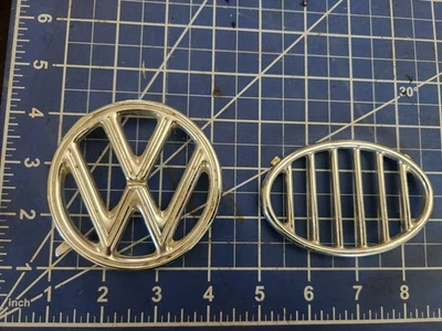 Vintage Volkswagen Beetle Horn Grill And VW Emblem - Image 1 of 4