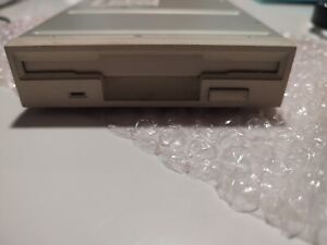Sony MPF520-D 1.44MB 3.5" Beige Internal Floppy Disk Drive 04H7405