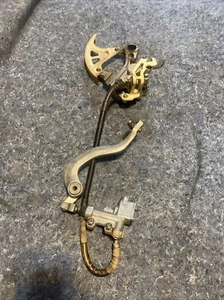 07-09 2008 RMZ250 RMZ 250 Conjunto de freno trasero Pinza Cilindro maestro Pedal - Imagen 1 de 9