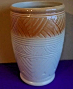 Vaso in ceramica Robinson Ransbottom, alto 7,75", Roseville, OH - senza scheggiature o macchie - Foto 1 di 7