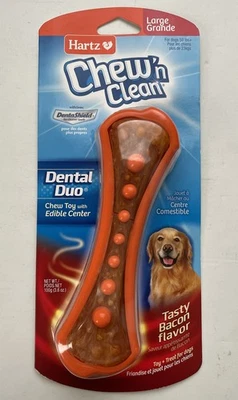 Juguete para masticar dúo dental Hartz Chew’n Clean con centro comestible sabor a tocino naranja Foto 1 de 3