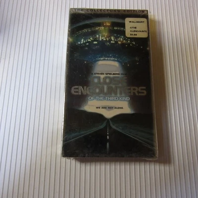 Close Encounters of the Third Kind (VHS) -FACTORY SEALED & SEC TAB - Image 1 of 2