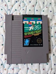 10-Yard Fight (Nintendo Entertainment System, 1985) NES - Picture 1 of 1
