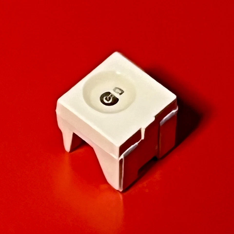 [10x] A676 Osram 4242 Chip LED Green 570nm 20mA SMD-2 Boomerang - Bild 1 von 4