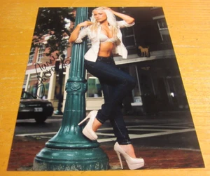 Carrie LaChance Modell handsigniert signiert 8X10 Foto - Bild 1 von 2