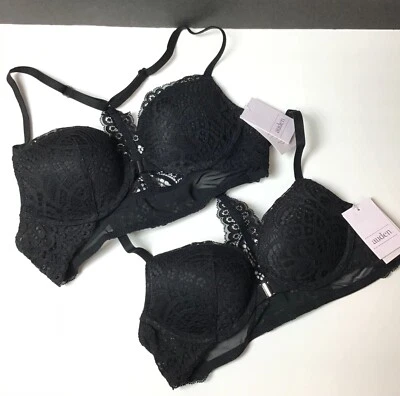 2 Auden / Radiant Plunge Racerback Push-Up Bra / Front Close / Black Lace / 32AA - Image 1 of 4