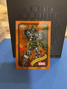 2025 Topps Chrome Marvel Doctor Doom Orange Refractor /25 - Picture 1 of 9