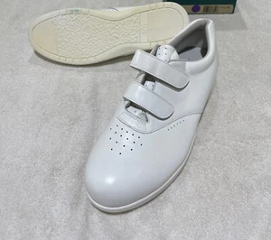 SAS Me Too White 11.5 Narrow Women's Walking Shoes New In Box - Picture 1 of 4