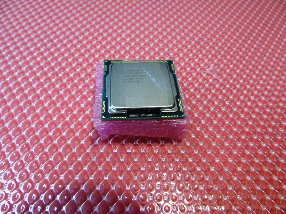 SRBLR - Intel Core i3, i3-530 Dual-Core 2.93 GHz LGA 1156 65W  Desktop CPU - Image 1 of 4