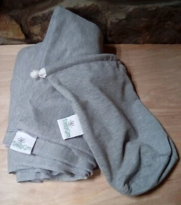 Daisy Gro 灰色弹力包裹式婴儿背带带包和说明 — 第 1/4 张图片