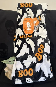 TK Maxx Halloween Let's Get Spooky Black Fleece Throw/Blanket Ghosts/Boo 60x70" - Picture 1 of 5