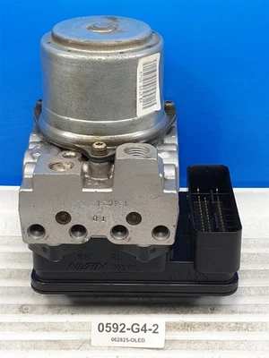 2004 Acura MDX ABS controle de bomba de freio antilock S3VA2 - 57110S3VA21 FABRICANTE DE EQUIPAMENTO ORIGINAL 592g42 - Imagem 1 de 4