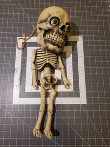 Vintage 2001 Paper Magic Group Skeleton Hanging Latex Foam Halloween Prop Used - Picture 1 of 20