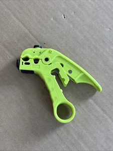 trueCABLE Utensile per spelafili e taglio per UTP, FTP, STP, Cat5e, Cat6, - Foto 1 di 4