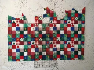 REMNANT Christmas Cheater Quilt Fabric Traditions Cotton Red Green 1" Patchwork - Picture 1 of 4