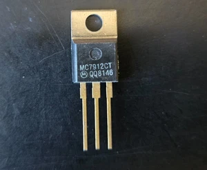 1pc MC7912CT - MOTOROLA -12V 1.0A Negative Voltage Regulator Gold Leads ~NEW~ - Picture 1 of 2
