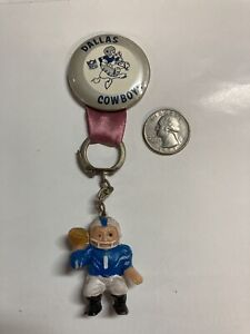 Rare 1960s 1.75” Dallas Cowboys pin with football player keychain Riding Horse