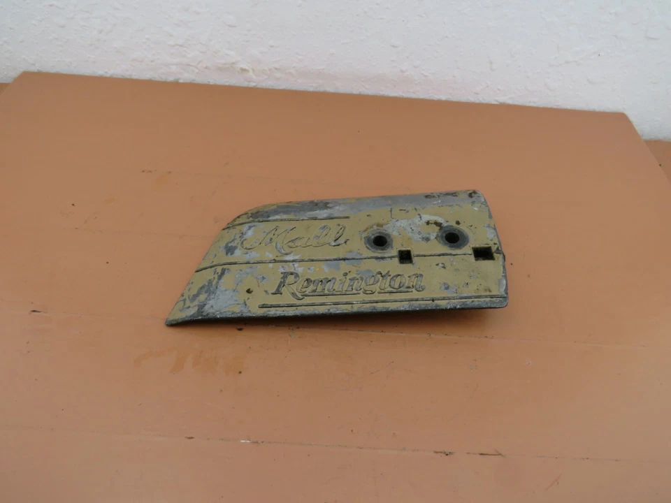 Remington / Mall Golden Logmaster Chainsaw OEM Clutch Cover 48817 - Image 1 of 4