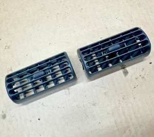 Jeep Wrangler TJ 97-06 OEM tablero central ventilaciones persiana salida conductor pasajero par - Imagen 1 de 6