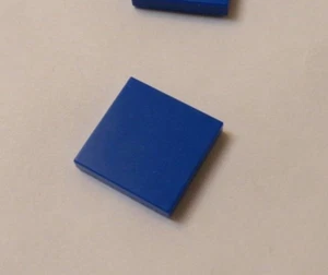 Lego x2 Blue 2x2 Smooth Finishing Tiles, 3068 (028-91) - Picture 1 of 1