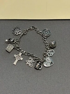 James Avery Vintage Retired 7.5” Single Curb Bracelet 10 Collectible Charms Rare - Picture 1 of 24