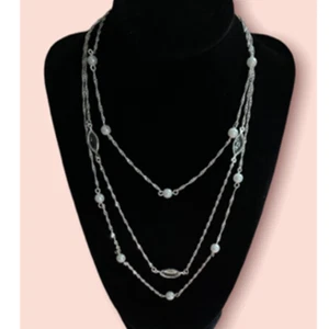 Collar de tres capas Kenneth Jay Lane de plata 925, cristal de vidrio y perlas - Imagen 1 de 3