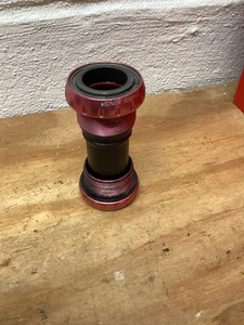 Chris King 24mm Bottom Bracket Shimano 24mm - Picture 1 of 4