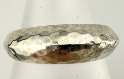 ANILLO JAI JOHN HARDY PLATA ESTERLINA 925 CÚPULA MARTILLADA TALLA 8 K154C Foto 1 de 4