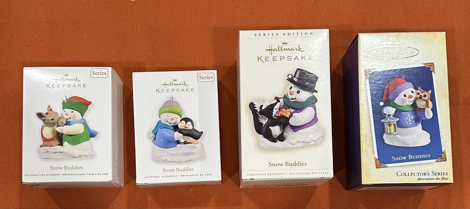 Lote grande de 4 adornos Hallmark serie Snow Buddies cajas como nuevas muñeco de nieve animal Foto 1 de 2
