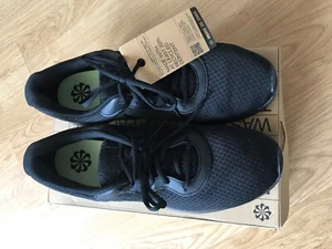 Nike Sport Schuhe Gr.46*Neu*Nike Tanjun Sneaker UK 11/US 12*Black/black - Bild 1 von 10