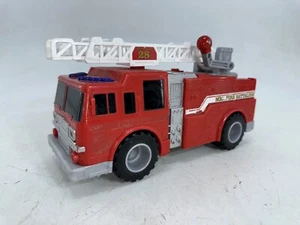 Matchbox Feuerwehrauto MBX Feuerwehrbataillon Einsatzfahrzeug 12" Spielzeug - Bild 1 von 14