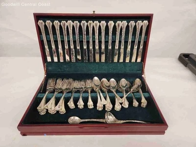 Juego de cubiertos F.B.Rogers con caja Foto 1 de 4