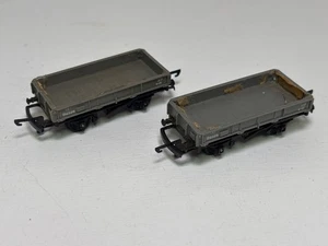 TRI-ANG TT Scale 2x FLAT WAGONS - Picture 1 of 3