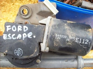 GENUINE FORD ESCAPE WIPER MOTOR AND LINKAGES,WORKING SUIT 2000-2005 MODELS - Picture 1 of 4