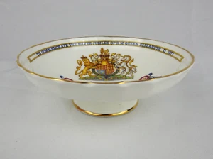 ⭐ Vintage Aynsley 1977 Silver Jubilee Kings & Queens of England Pedestal Dish - Picture 1 of 8