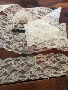 Vintage Flat Lace White Floral 2 1/8 Inch Wide 4 Continuous Yards Long Lot New - Picture 1 of 5