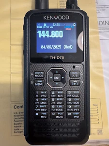 Kenwood TH-D75E - 144/430 MHz Analog/D-STAR Transceiver - Zdjęcie 1 z 7