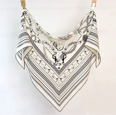 70% Cashmere 30% Silk triangular scarf 190 * 125 * 125cm swallow Print scarf new - Image 1 of 4