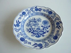 HUTSCHENREUTHER Zwiebelmuster Kuchenteller Frühstücksteller Teller Ø19,5 cm mehr - Bild 1 von 11