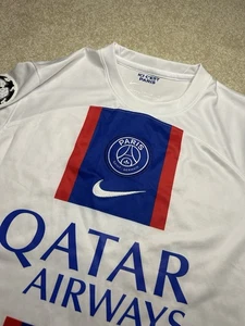 Kylian Mbappe #7 Jersey Nike Paris Saint Germain 2022/2023 White Qatar Medium - Picture 1 of 10