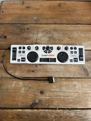 Numark DJ2GO - DJ controller - UNTESTED Unit Only - Image 1 of 4