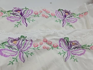 Vintage Pair Purple Iris Embroidered Pillowcases Cotton 1950s Floral Flowers - Picture 1 of 5