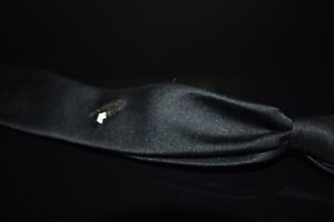 Vintage 1960s Gertz Devonshire Solid Black Satin Top Feather Plume Silk Tie NR