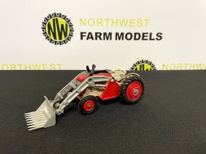 CORGI No 57 MASSEY FERGUSON 65 WITH FRONT LOADER - Picture 1 of 4